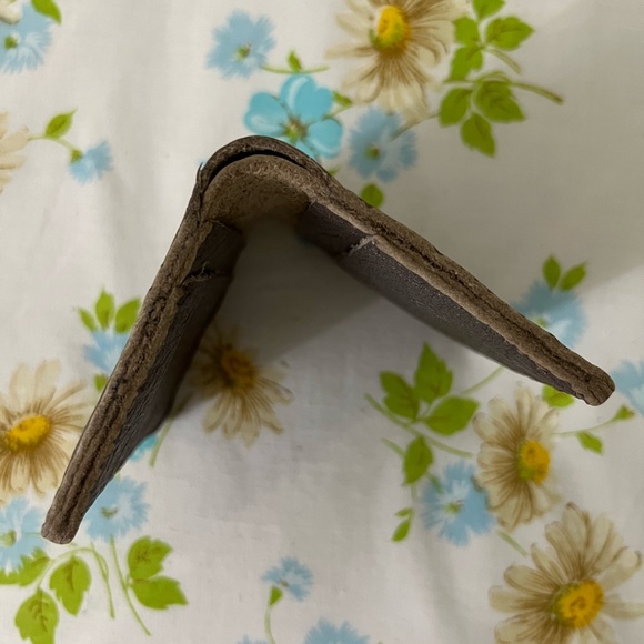 Handmade Genuine Leather Wallet - Picture 5 of 5